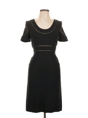 Gucci Black Short-Sleeve Midi Dress with Subtle Cutout Trim EUC